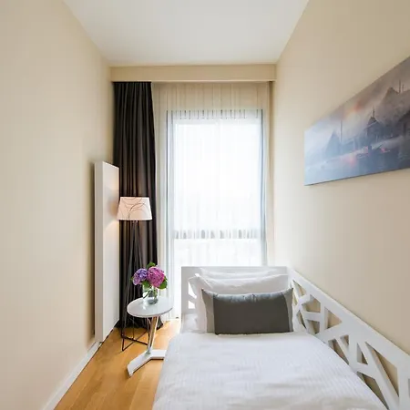 Отель Coresh Suites